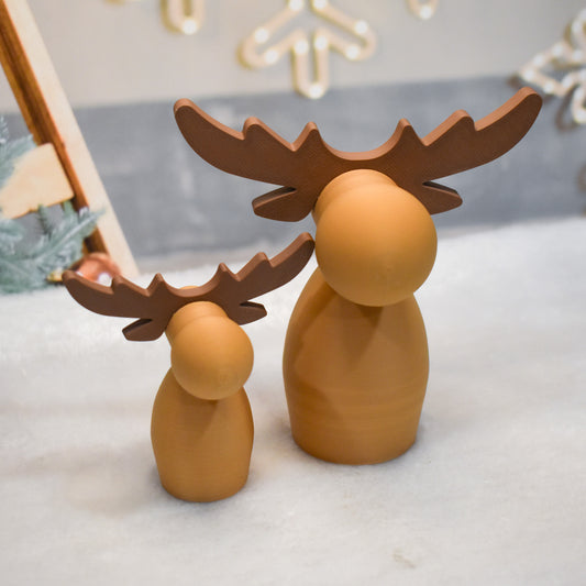 Familia de renos decorativos impresos en 3D mediano y pequeño
